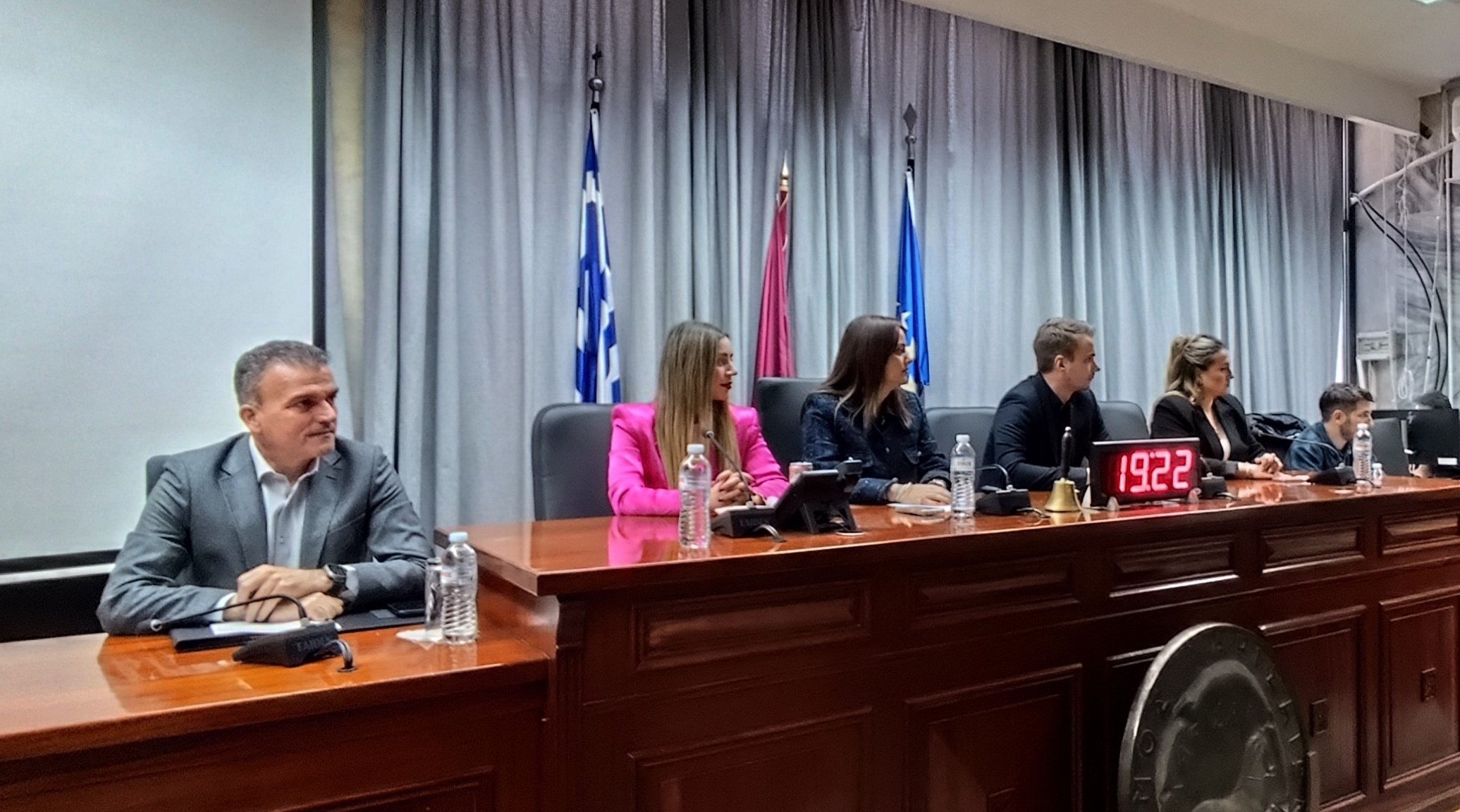 Η νεολαία της Λάρισας αποκτά το δικό της… “στέκι”